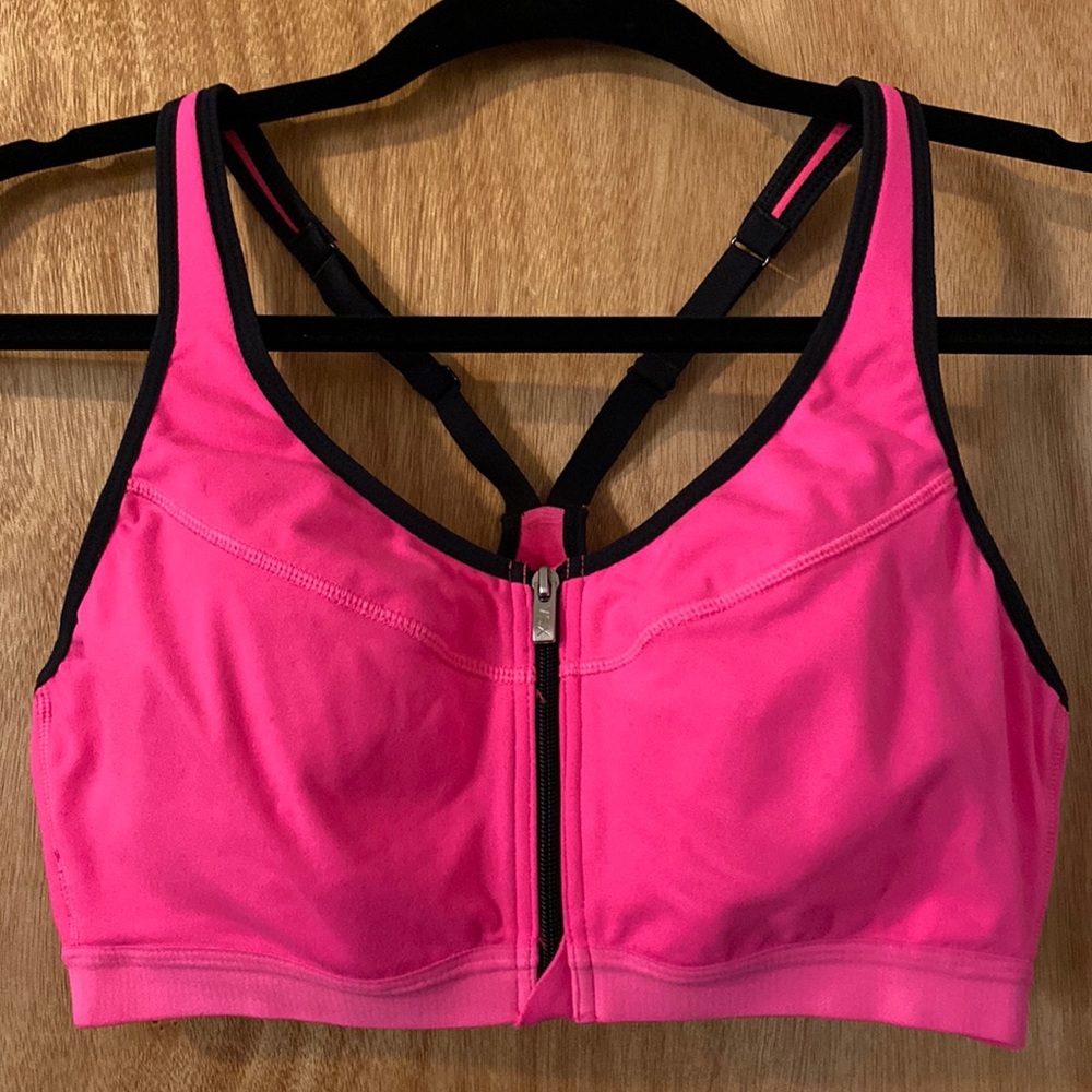 Victoria’s Secret 36B sports bra - like new